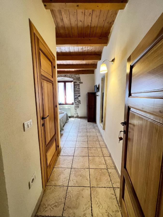 فندق La Vecchia Torre بوسا المظهر الخارجي الصورة