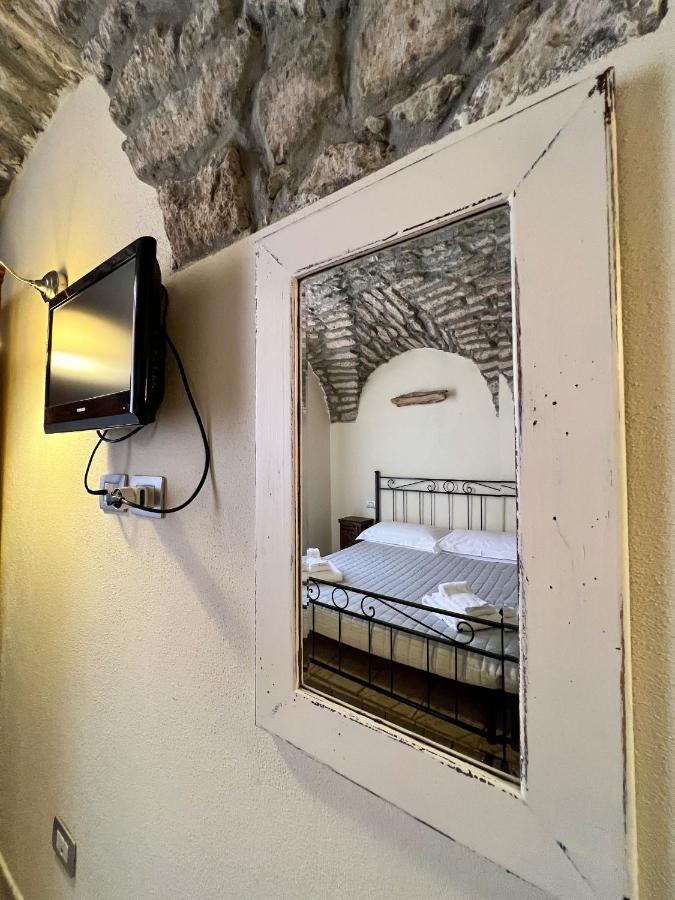 فندق La Vecchia Torre بوسا المظهر الخارجي الصورة